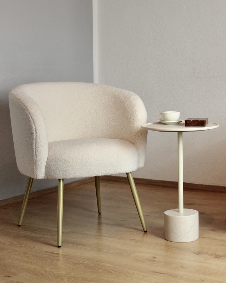 5DB6B9C3-2EB7-48F2-9ED1-87CBE9ABD56B_1_105_c